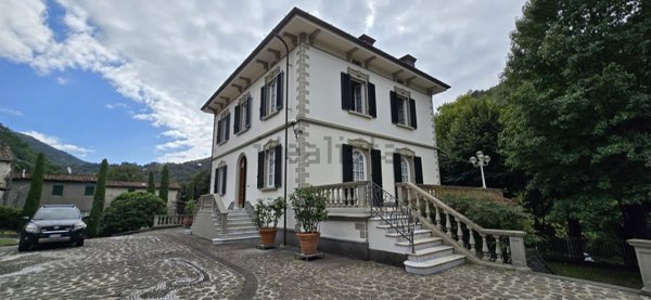 casa indipendente in vendita a Bagni di Lucca in zona Bagni Caldi