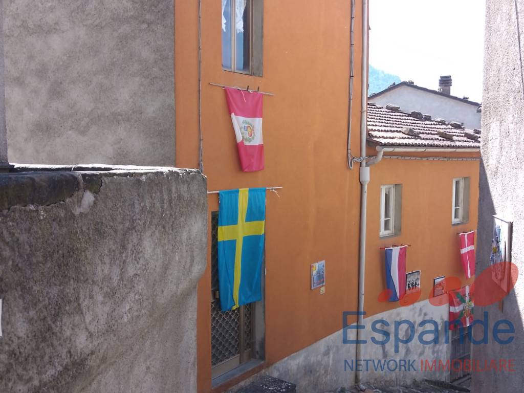 appartamento in vendita a Bagni di Lucca