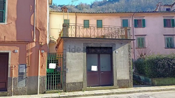 casa indipendente in vendita a Bagni di Lucca in zona Ponte a Serraglio