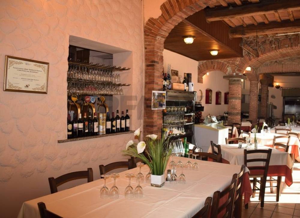 negozio in vendita a Bagni di Lucca
