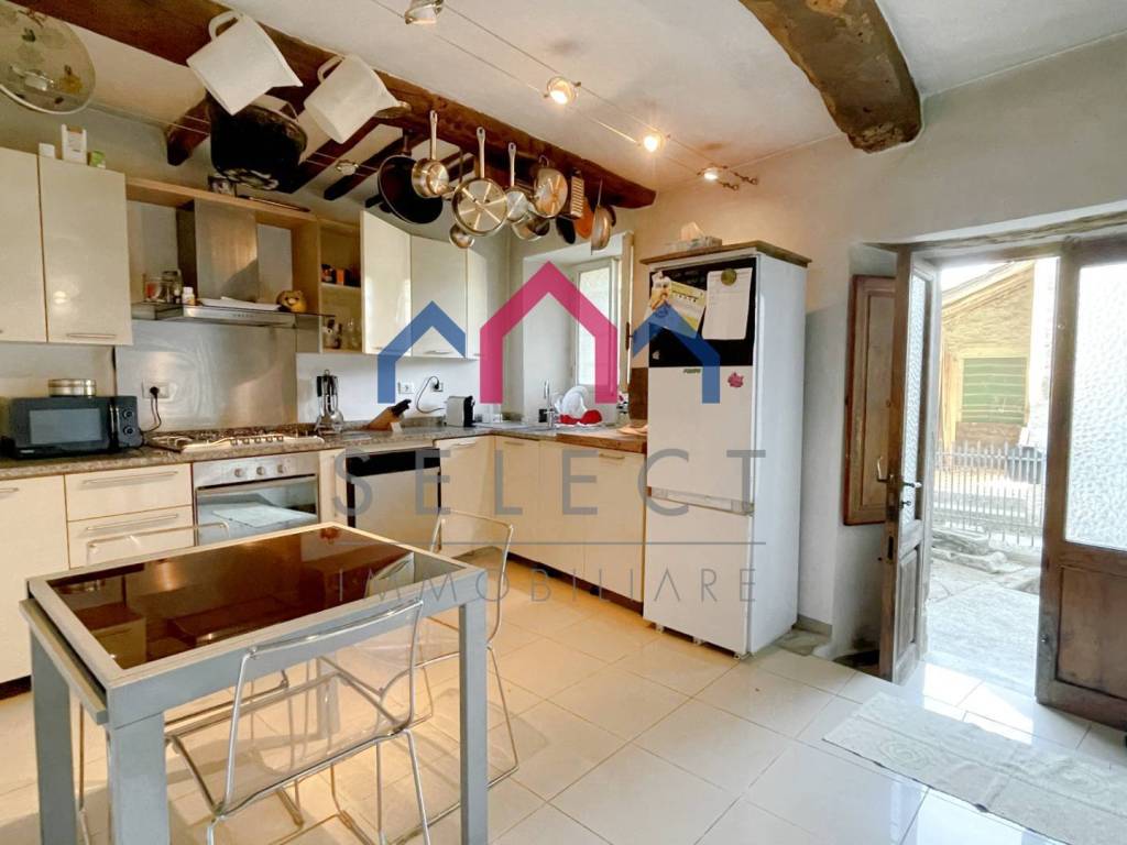 casa indipendente in vendita a Bagni di Lucca in zona San Gemignano