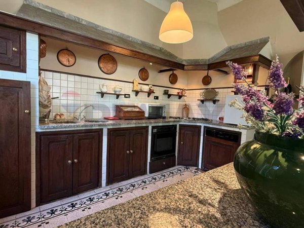 casa indipendente in vendita a Bagni di Lucca in zona Ponte a Serraglio