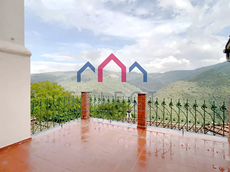 casa indipendente in vendita a Bagni di Lucca