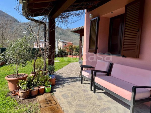 casa indipendente in vendita a Bagni di Lucca in zona La Villa