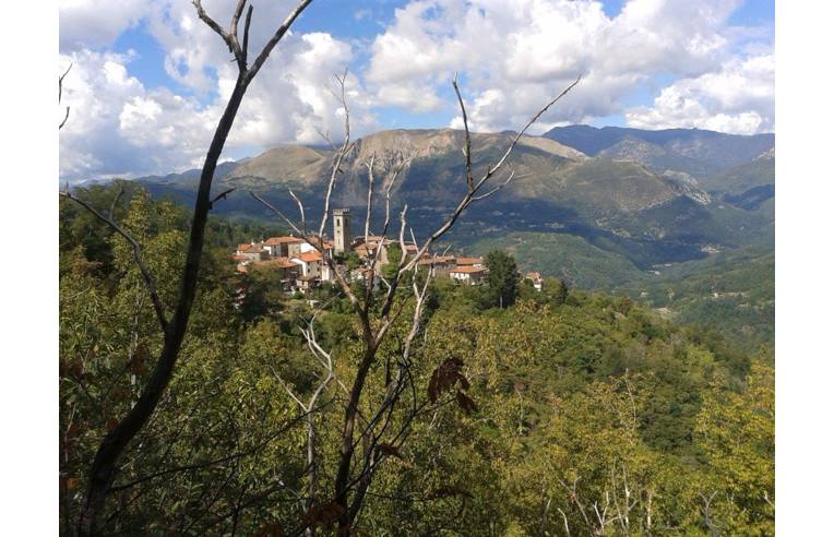casa indipendente in vendita a Bagni di Lucca in zona Brandeglio
