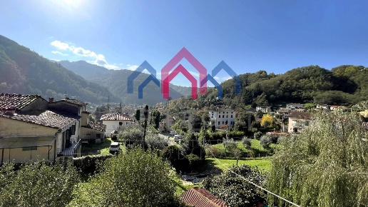 appartamento in vendita a Bagni di Lucca in zona Fabbriche di Casabasciana