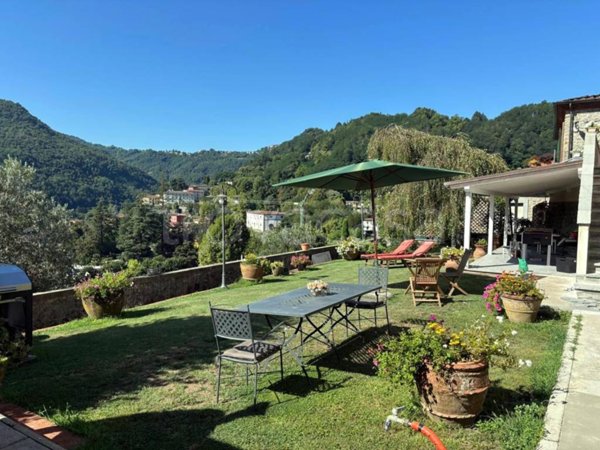 casa indipendente in vendita a Bagni di Lucca in zona La Villa