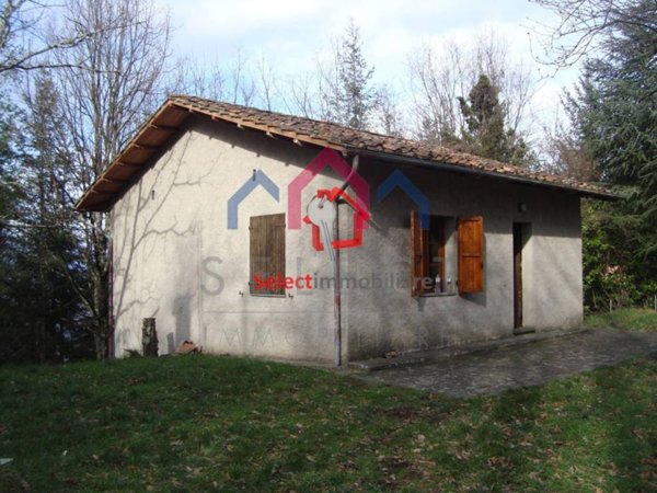 casa indipendente in vendita a Bagni di Lucca in zona Lugliano