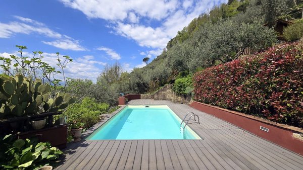 casale in vendita a Bagni di Lucca