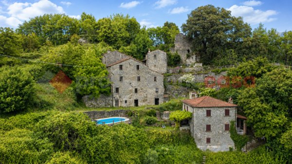 rudere in vendita a Bagni di Lucca in zona Casoli