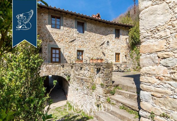 casa indipendente in vendita a Bagni di Lucca in zona Benabbio