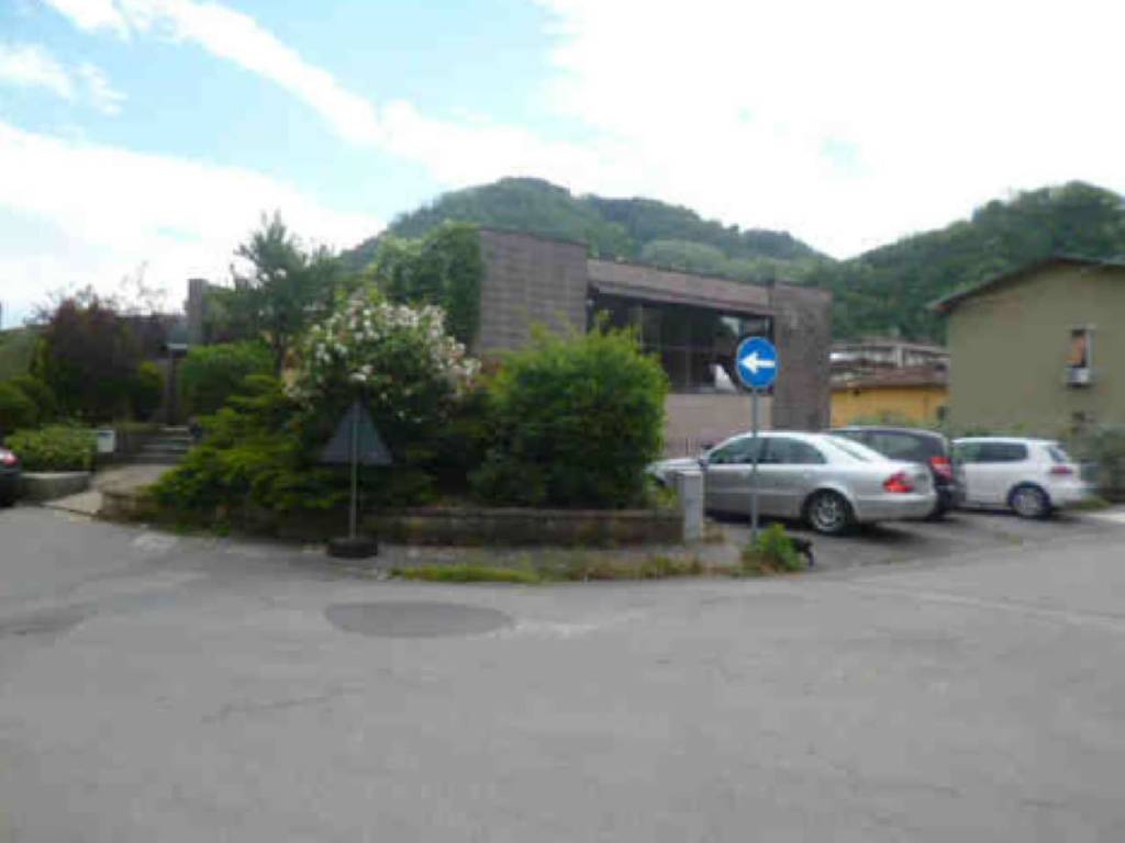 ufficio in vendita a Bagni di Lucca in zona Val Fegana
