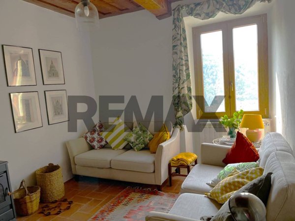 casa indipendente in vendita a Bagni di Lucca in zona Bagni Caldi
