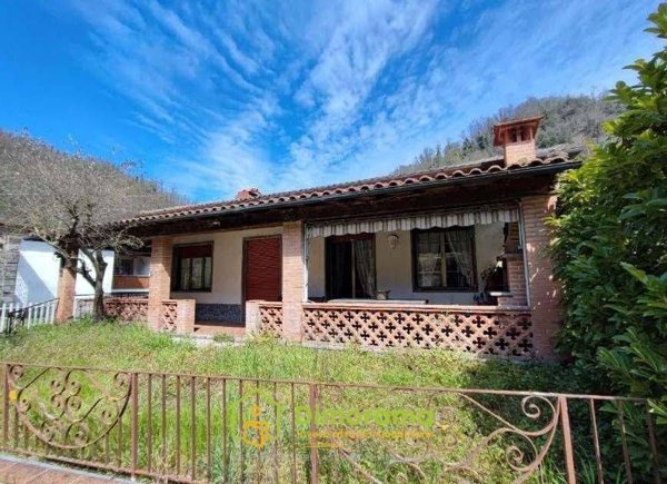 casa indipendente in vendita a Bagni di Lucca in zona Ponte a Serraglio