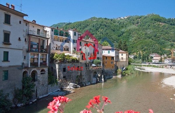 casa indipendente in vendita a Bagni di Lucca in zona Ponte a Serraglio