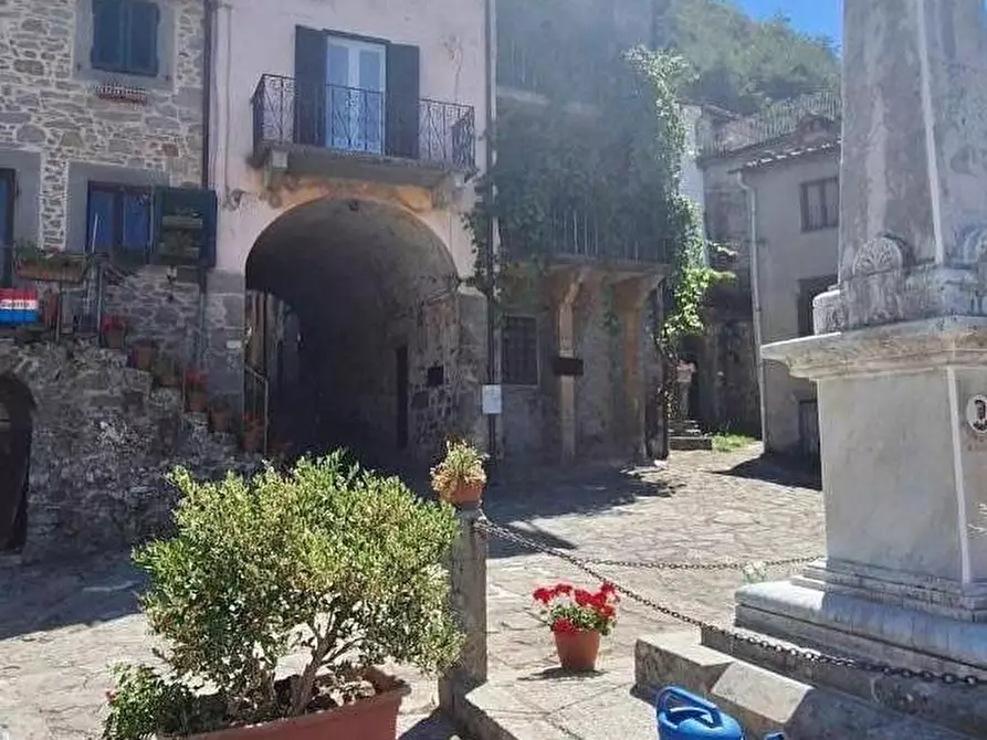 casa indipendente in vendita a Bagni di Lucca in zona San Gemignano