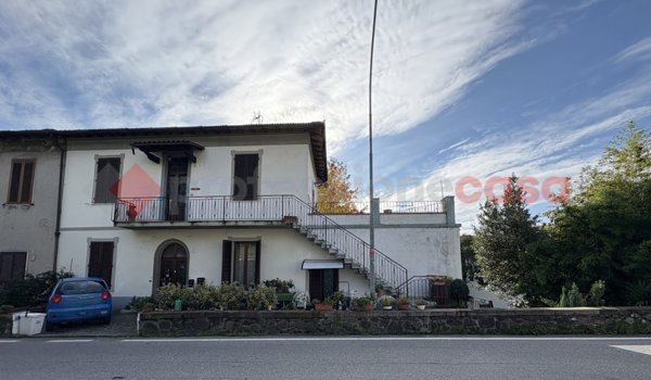 appartamento in vendita a Bagni di Lucca in zona Fornoli