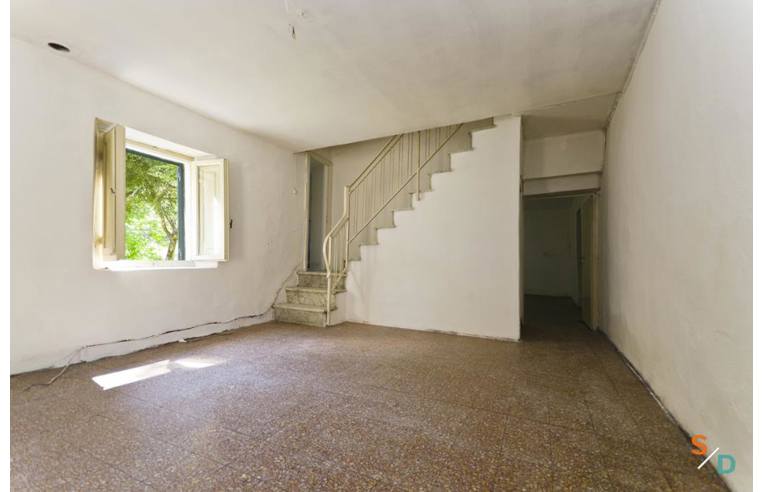 casa indipendente in vendita a Bagni di Lucca