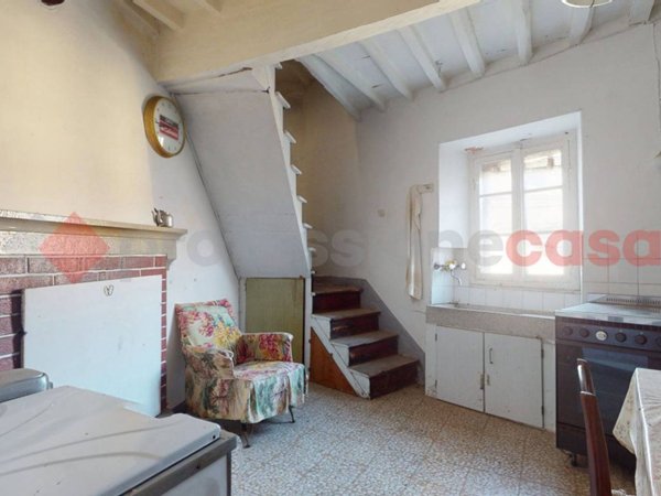casa indipendente in vendita a Bagni di Lucca in zona Montefegatesi