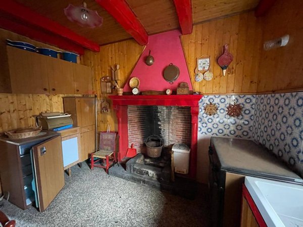 casa indipendente in vendita a Bagni di Lucca in zona Limano