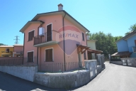 appartamento in vendita a Bagni di Lucca in zona Fornoli