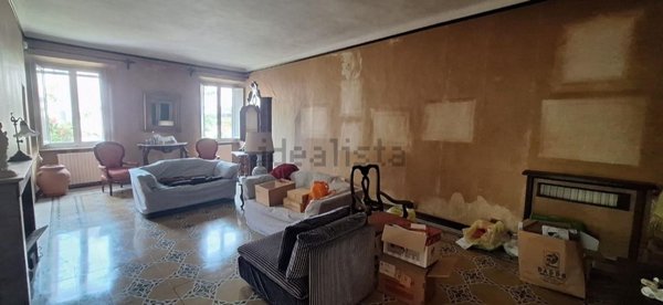appartamento in vendita a Bagni di Lucca in zona Ponte a Serraglio