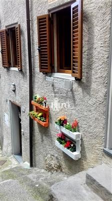 casa indipendente in vendita a Bagni di Lucca in zona Casoli