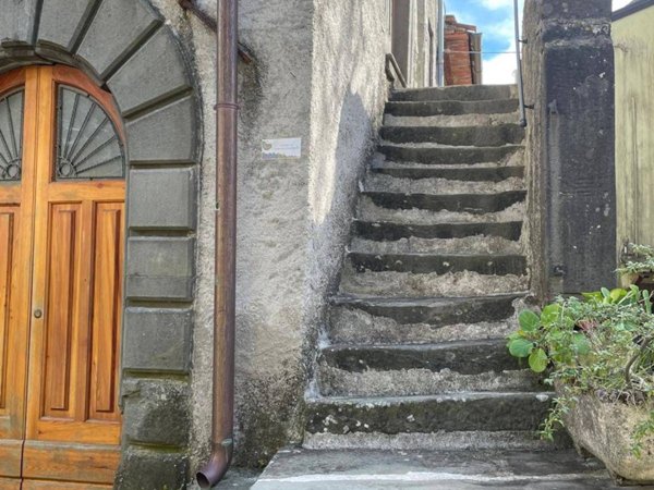 casa indipendente in vendita a Bagni di Lucca in zona Vico Pancellorum