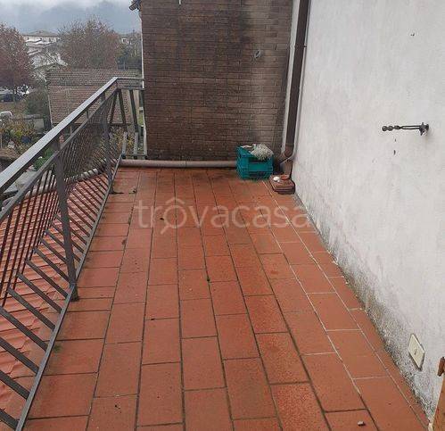 appartamento in vendita a Barga in zona Fornaci di Barga