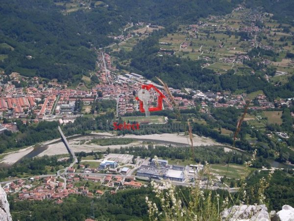 appartamento in vendita a Barga in zona Fornaci di Barga