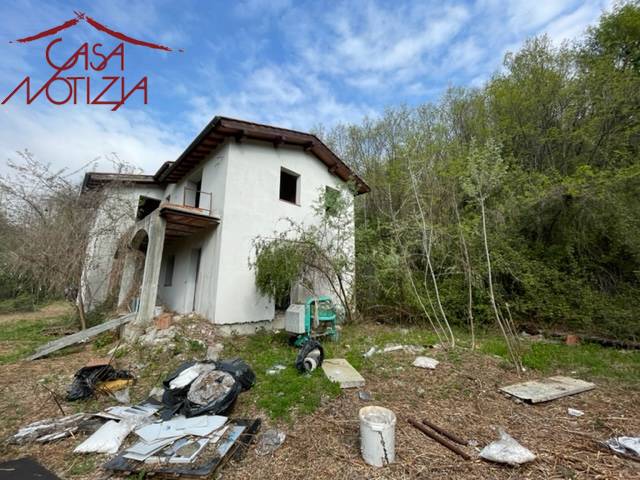casa indipendente in vendita a Barga in zona Fornaci di Barga