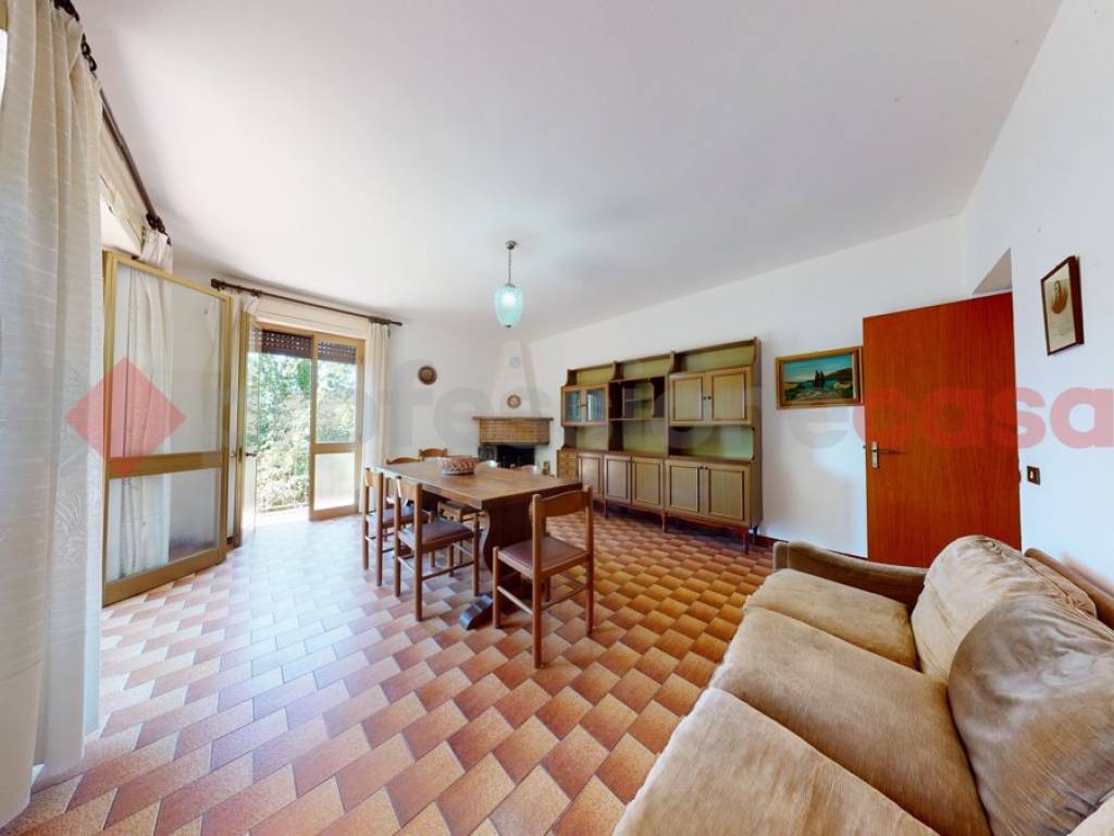 casa indipendente in vendita a Barga in zona Albiano