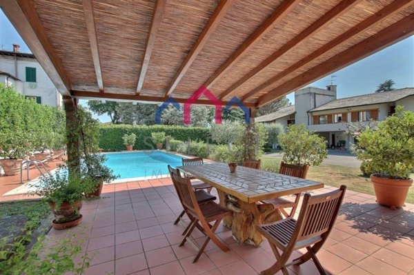 casa indipendente in vendita a Barga