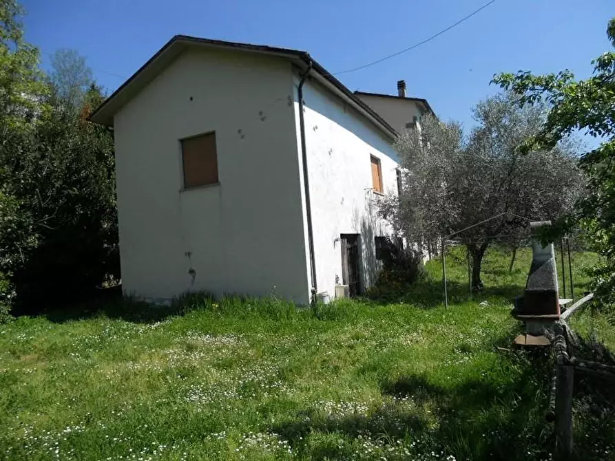 casa indipendente in vendita a Barga in zona Castelvecchio Pascoli