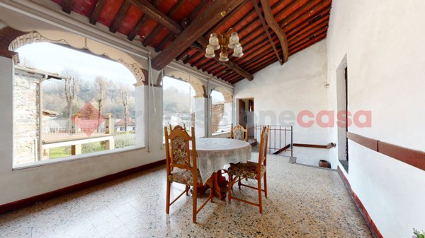 casa indipendente in vendita a Barga