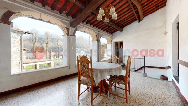 casa indipendente in vendita a Barga