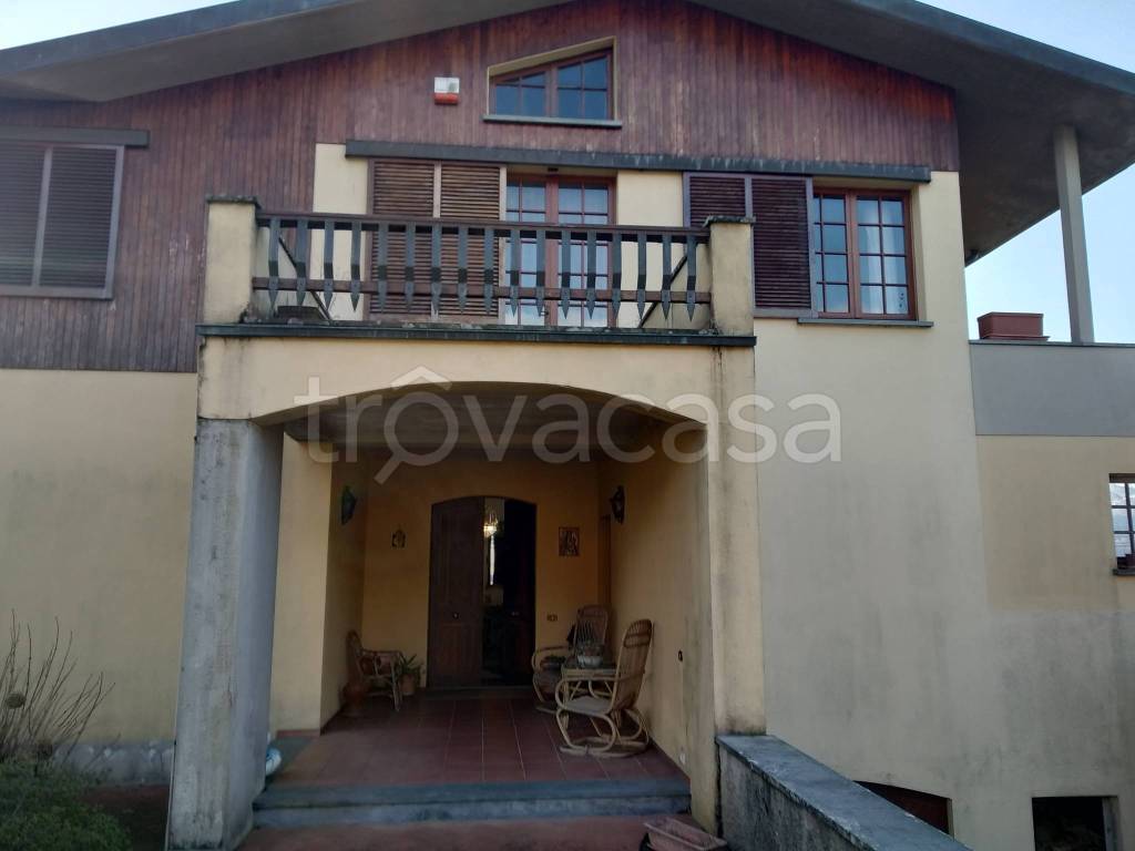 appartamento in vendita a Barga in zona Castelvecchio Pascoli