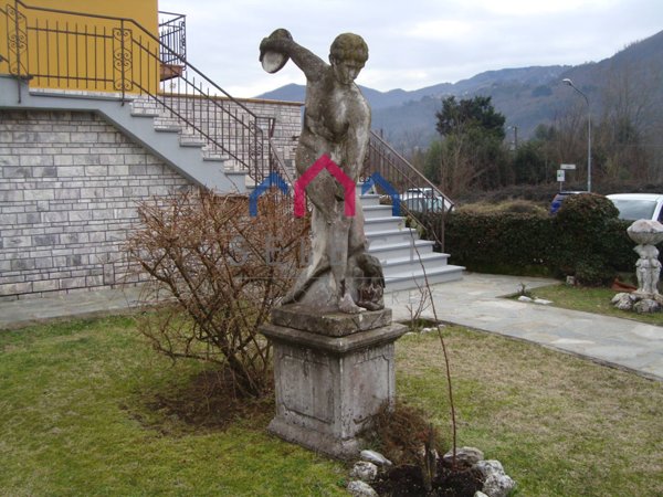 casa indipendente in vendita a Barga in zona Fornaci di Barga