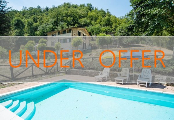 casa indipendente in vendita a Barga in zona Tiglio.