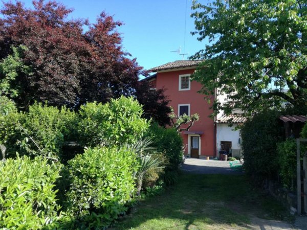 casa indipendente in vendita a Barga