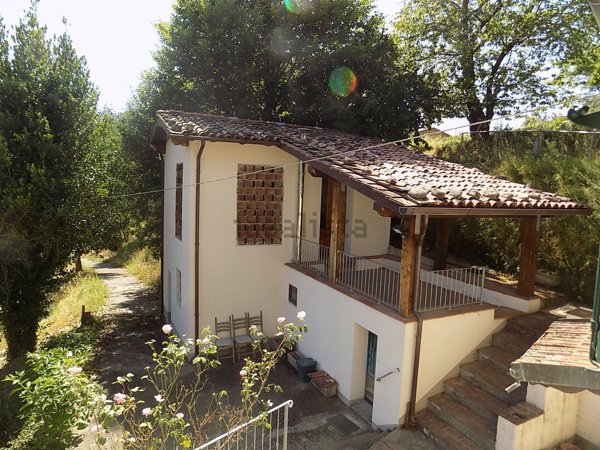 casa indipendente in vendita a Barga