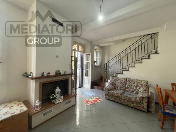 casa indipendente in vendita a Barga in zona Fornaci di Barga