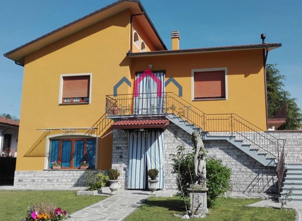 casa indipendente in vendita a Barga in zona Fornaci di Barga