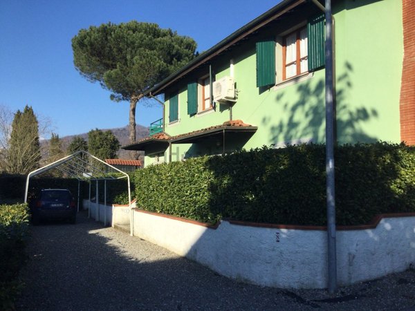 casa indipendente in vendita a Barga