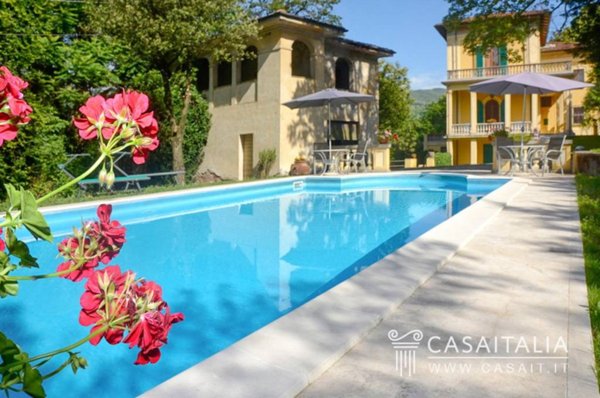 casa indipendente in vendita a Barga