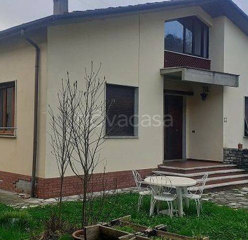 casa indipendente in vendita a Barga in zona Fornaci di Barga