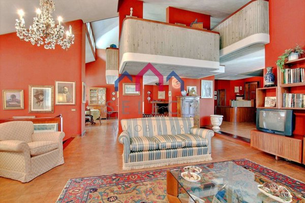 casa indipendente in vendita a Barga