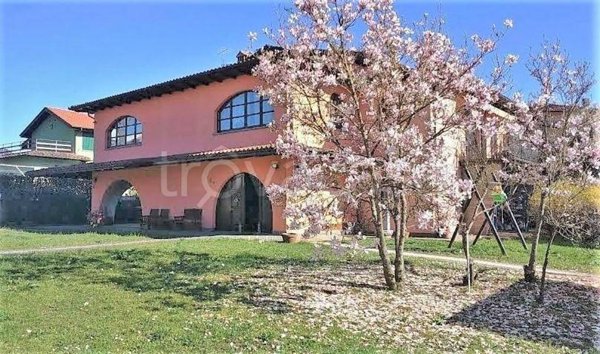 casa indipendente in vendita a Barga
