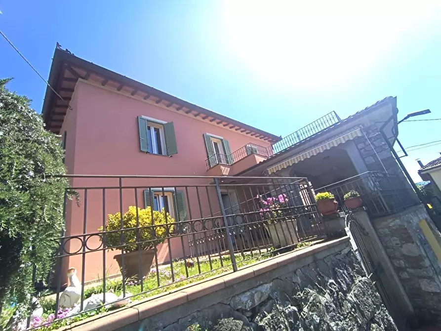 casa indipendente in vendita a Barga in zona Albiano