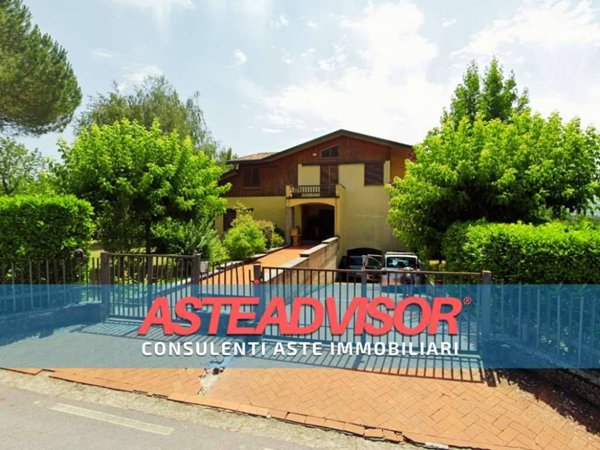 casa indipendente in vendita a Barga in zona Castelvecchio Pascoli